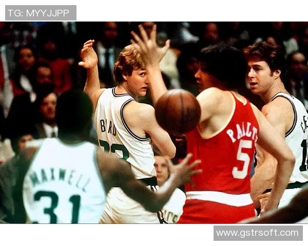 传奇对决：伯德与约翰逊的巅峰对抗与篮球历史的交汇