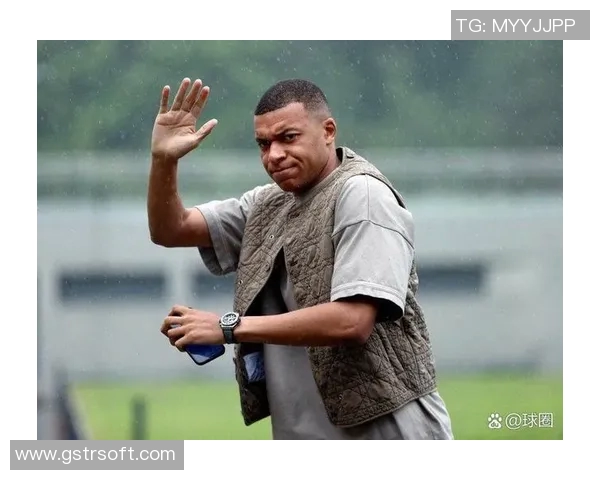 姆巴佩转会风波再起皇马夏窗出价18亿欧元争夺战升级